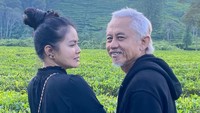 Waktu itu dibisikin dokter, tapi bercandanya bercanda dalam duka. Saya berusaha anggap itu sebagai candaan, tapi dalam hati tetap ada rasa takut, kata Epy Kusnandar. (Foto: dok Instagram epy_kusnandar_official)