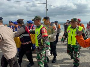 Nelayan Temukan Jenazah Diduga Korban KMP Tunu Pratama Jaya