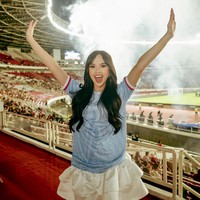 Lyodra ikut memeriahkan pembukaan Piala Presiden 2025 yang digelar di GBK, Senayan pada akhir pekan kemarin. Lyodra menyanyikan lagu Tanah Airku yang membuat penonton merinding saat mendengar suaranya. Foto: Dok. Instagram Lyodra, ViviThalib