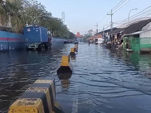 Hujan Deras, Pesisir Surabaya Tergenang