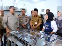 Kepala Staf Presiden Tinjau Dapur SPPG di Jambi