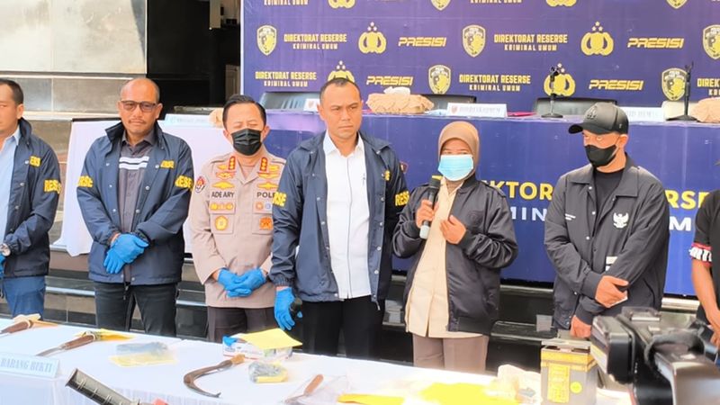 Konfernsi pers Polda Metro Jaya sekaligus pengembalian motor curian ke pemilik (Kurniawan/detikcom)
