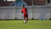 Foto: Latihan ini menjadi langkah awal skuad PSM untuk membangun kekompakan tim sebelum terjun menghadapi ketatnya persaingan di kompetisi mendatang. (Agung Dewantara/PSM Makassar)
