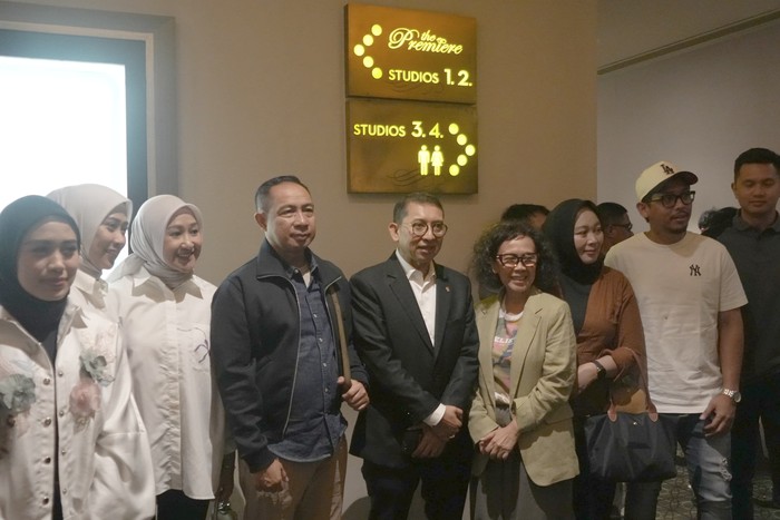 Menteri Kebudayaan RI Fadli Zon mengapresiasi film Believe: Takdir, Mimpi, Keberanian yang meraih penghargaan Best Director dalam ajang Montreal International Film Festival 2025 di Kanada.