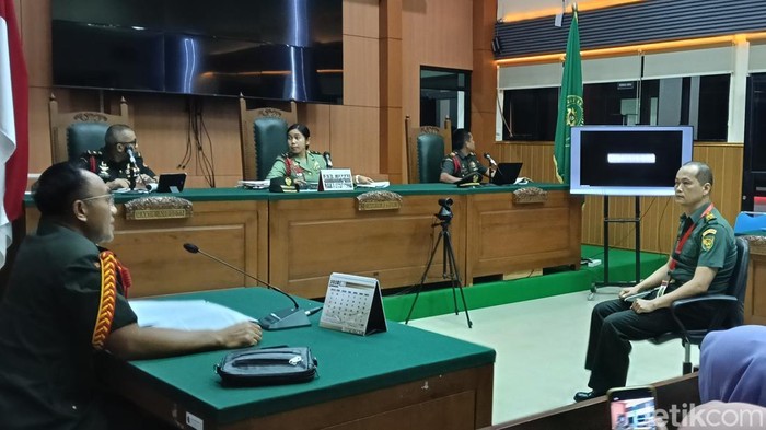 Peltu Lubis jalanin sidang keterangan terdakwa di Pengadilan Militer 1-04