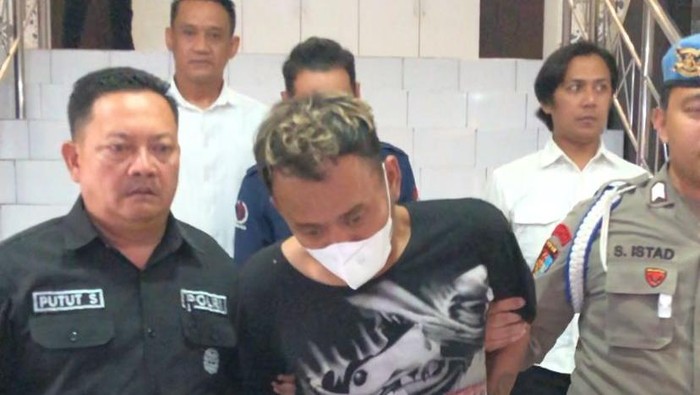 Pria Blitar Bunuh Pacar Dipicu Masalah Cemburu, Korban Dianiaya hingga Tewas