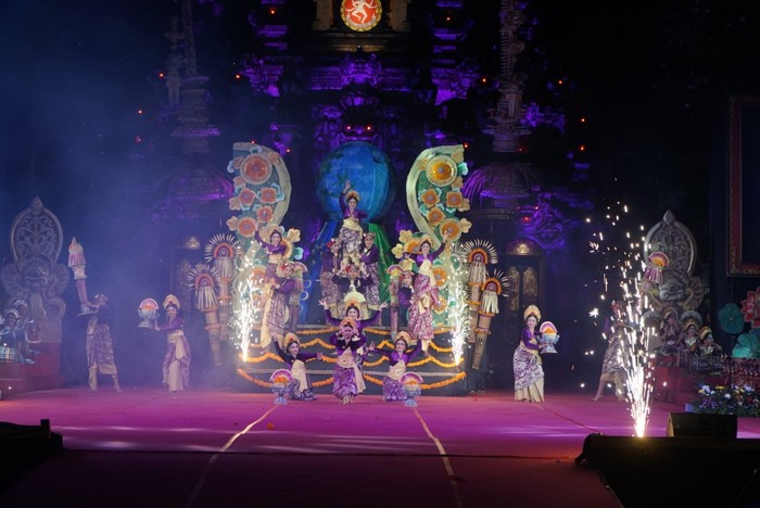 Penampilan Sanggar Seni Sanjiwani di Parade GKW