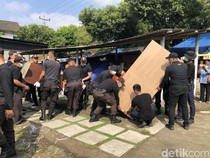 Warga Lempuyangan Sambat Barang-barang Rusak Imbas Digusur KAI