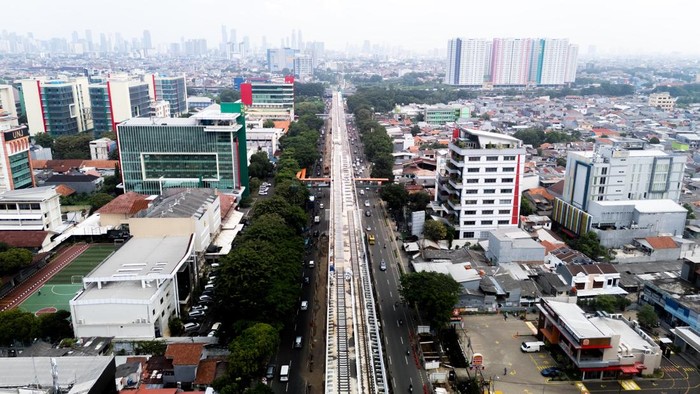 Progres proyek LRT Jakarta Rute Velodrome-Manggarai