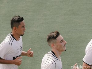 Dilatih Johnny Jansen, Ricky Fajrin Kenang Latihan Era Widodo Cahyono Putro