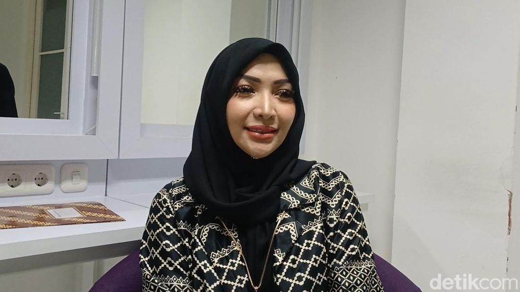 Roro Fitria Cerita Anak Alami Food Intolerance, Bibir Bengkak-Masuk Rumah Sakit