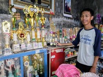Rumah Remaja Ponorogo yang Lolos ITB Lewat Jalur Prestasi Penuh Piala