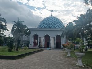 Pemkab Lombok Tengah Siapkan Rp 50 M untuk Percantik Masjid Agung Praya