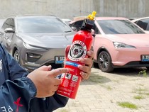 Ini Cara Aman Pakai APAR di Mobil Listrik