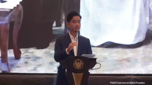 Wapres Gibran Rakabuming Raka menghadiri pembukaan Rakernas PSBI di Jakarta Selatan, Senin (7/7/2025).