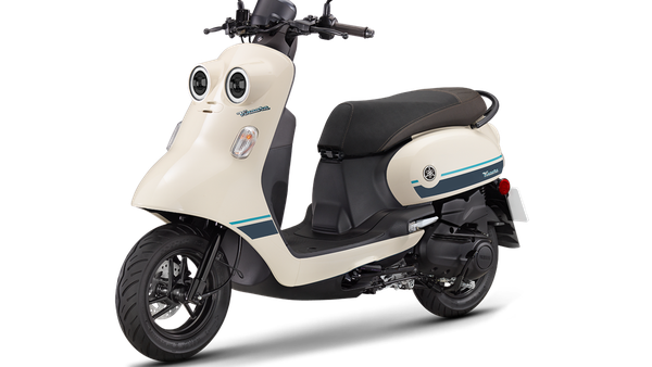 Tampang Nyeleneh Skutik Baru Yamaha, Mukanya Mirip Minion!