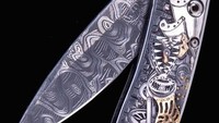 Pisau Monarch Steampunk Dragon harganya mencapai Rp 300 juta! Pisau ini merupakan kolaborasi William Henry, Mark Hoescht, dan Mike Norris. Bilah pisaunya merupakan baja Damascus dengan boks kotak elegan. Foto: Oishya