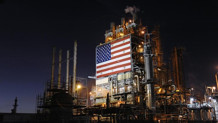 1423380426 The Tesoro refinery, located South of Los Angeles, is the largest refinery on the West Coast and at when at full capacity, can output over 360,000 barrels per day, February 2, 2015 in Carson, California. (Photo by Bob Riha, Jr./Getty Images)