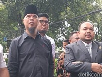 Ahmad Dhani: Kenapa WAMI Tajam ke Kafe Tumpul ke Penyanyi?