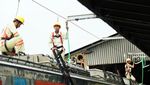 Begini Proses Pengisian Air Toilet di Kereta