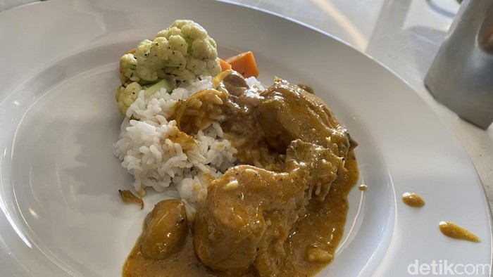 Chicken kurma.
