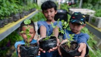 Urban farming menjadi sarana belajar menyenangkan sekaligus membentuk karakter peduli lingkungan sejak dini. ANTARA FOTO/Putra M. Akbar