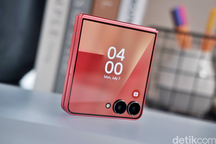 EMBARGO - Samsung Galaxy Z Flip7