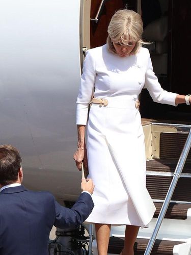 Gaya Brigitte Macron ke Inggris Gaya Brigitte Macron ke Inggris