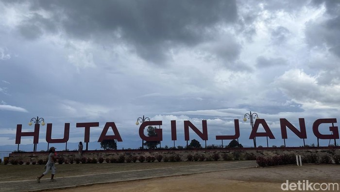 Pemandangan Geosite Huta Ginjang, Taput.