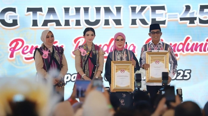 Hari Ulang Tahun (HUT) ke-45 Dekranas di Balikpapan.