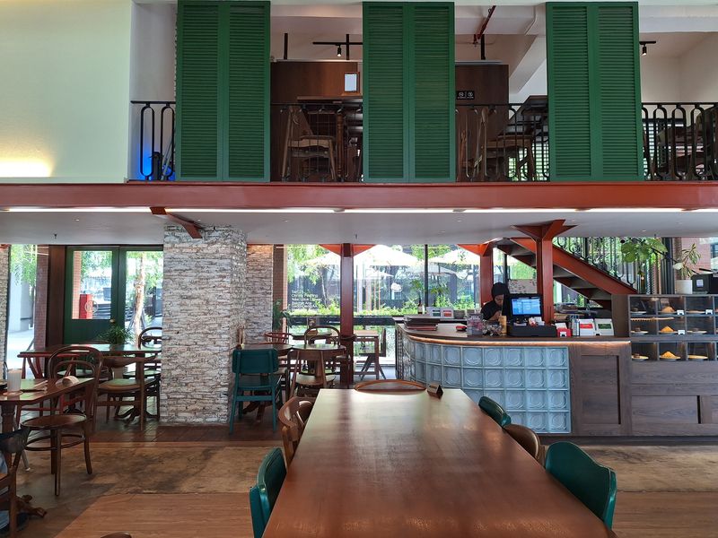 Huisman Coffee & Eatery di Gafoy, Mall Kelapa Gading.