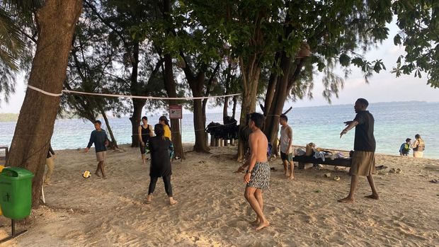Jakarta yang dikenal sebagai kota tersibuk di Indonesia punya surga terpencilnya, yaitu di Pulau Sepa, Kepulauan Seribu. (Devi/detikcom)