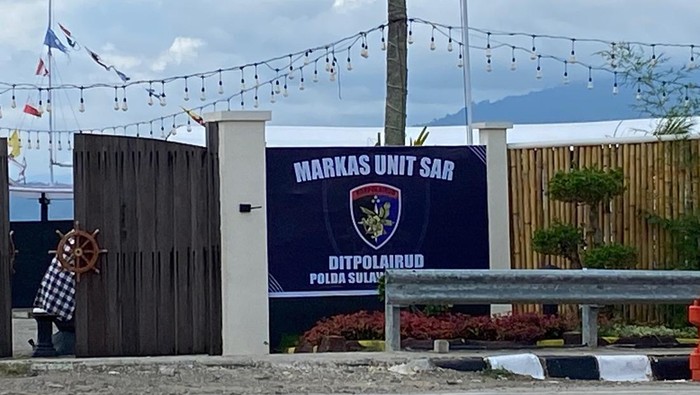 Kafe Dermaga Sandeq Nusantara diubah menjadi markas Polairud Polda Sulbar.