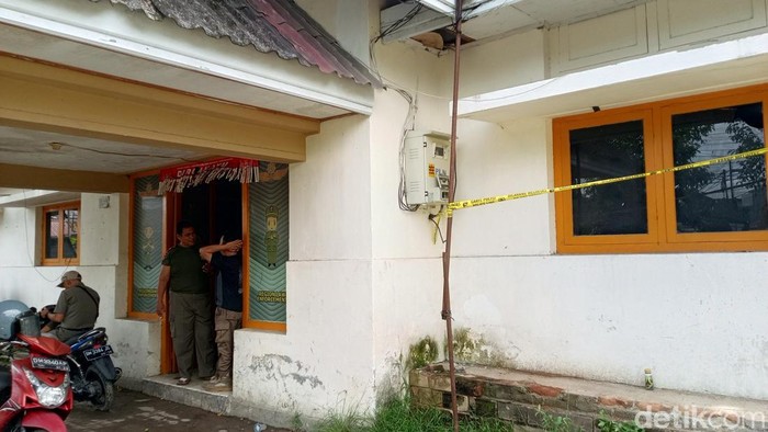 Kantor Satpol PP Gorontalo rusak usai diserang oknum polisi.