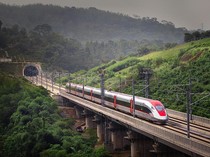 Pemerintah Ingin Kereta Cepat Nyambung ke Surabaya, tapi Pakai Duit Swasta