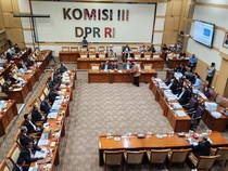 Video DPR Kritik Putusan MK: Jangan 500 Anggota Kalah dengan 9 Hakim