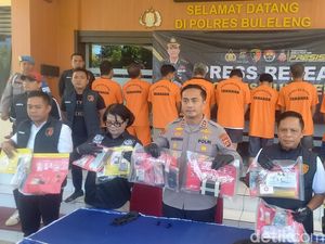 Polisi Gerebek Apotek Sabu Tiga Bersaudara di Sidatapa Buleleng