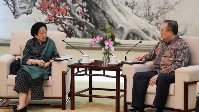 Megawati Bertemu Menteri Liu di China