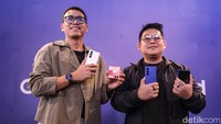 Samsung meluncurkan ponsel lipat terbarunya, Galaxy Z Fold7 dan Galaxy Z Flip7 secara global. Selain ponsel lipat, Samsung juga merilis smartwatch Galaxy 8 dan Galaxy 8 Classic, Rabu (9/7/2025).