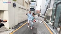 Nagita Slavina membagikan momennya di Korea Selatan dalam tayangan YouTube Rans Entertainment (7/7/2025). Ia ditemani oleh Raffi Ahmad dan sejumlah teman. Foto: YouTube Rans Entertainment