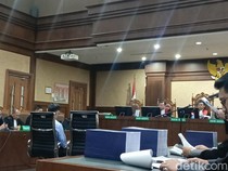 Bacakan Pleidoi, Pengacara Sebut JPU Cuma Fokus untuk Hukum Tom Lembong