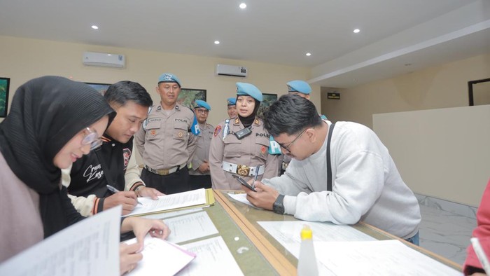 Kunjungan Propam Polda Jatim di Polres Blitar