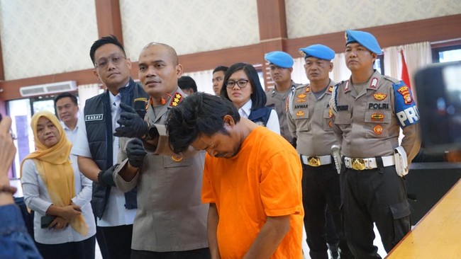 Kelakuan Bejat Pria Bekasi Perkosa Anak Tiri Berkali-kali