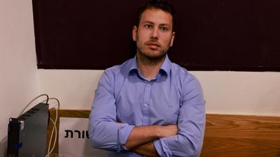 Potret Anak Netanyahu yang Diam-diam Ganti Nama, Takut Ditikam