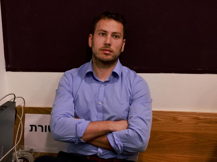 Potret Anak Netanyahu yang Diam-diam Ganti Nama, Takut Ditikam