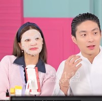 Sarwendah dan Giorgio Antonio tengah jadi sorotan karena kedekatan keduanya. Meski demikian hingga kini Sarwendah dan Gio masih mengaku hubungannya hanya sebatas rekan kerja. Foto: YouTube/Sarwendah Juice Official/Sarwendah Official