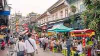 Daftar ini melibatkan penilaian para pakar kuliner dengan 18 kriteria berbeda. Pada posisi 2 ada Bangkok yang terkenal dengan makanan kaki limanya. Banyak turis juga suka kulineran di Bangkok karena makanannya enak, murah, dan beragam. Foto: Time Out