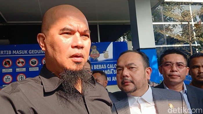 Ahmad Dhani di Polda Metro Jaya