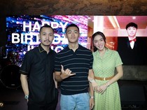 Terselip Gusti Eka Eks Elina Joerg di Foto Pesta Ultah Putra Angel Karamoy