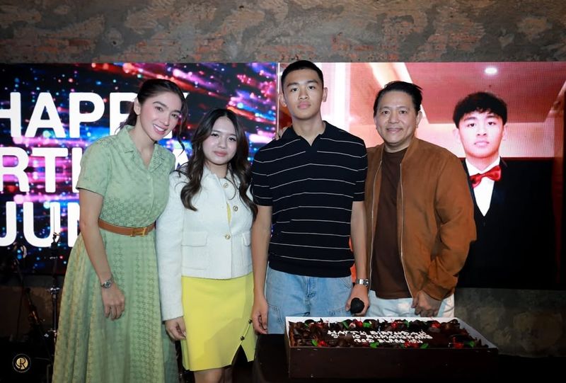 Foto perayaan ulang tahun Junio (baju hitam garis-garis), anak pertama Angel Karamoy dan Steven Rumangkang.